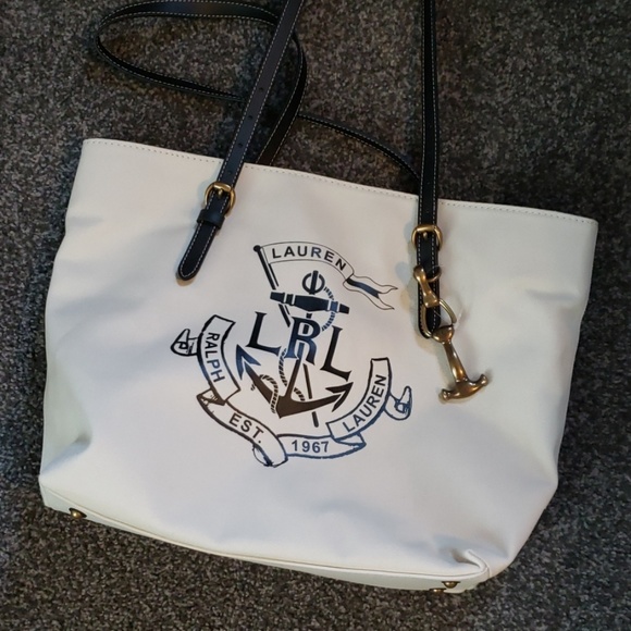 Ralph Lauren Handbags - NWOT Ralph Lauren tote bag